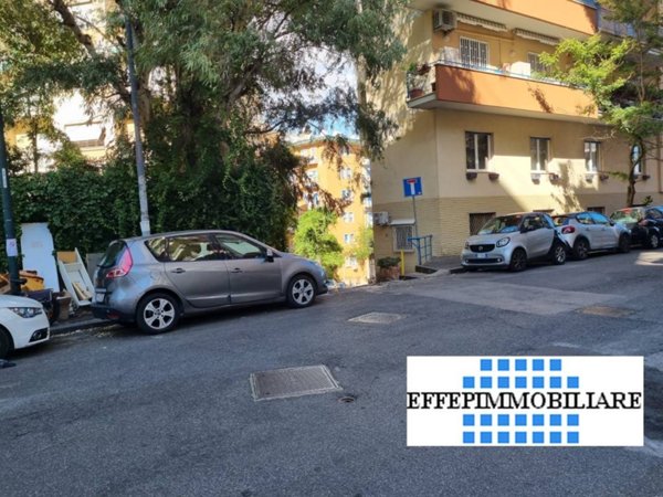 appartamento in vendita a Napoli