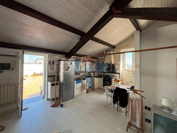 appartamento in vendita a Napoli in zona Porto