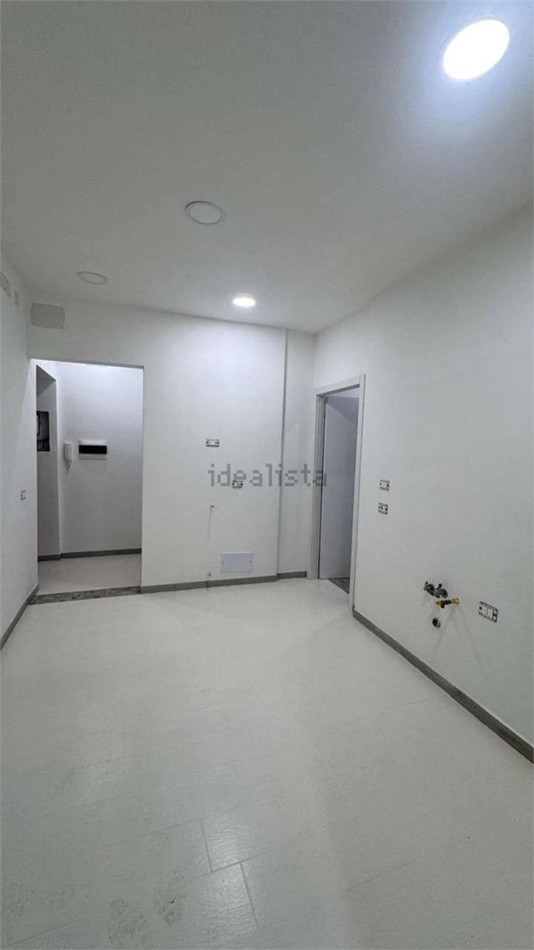 appartamento in vendita a Napoli in zona Fuorigrotta