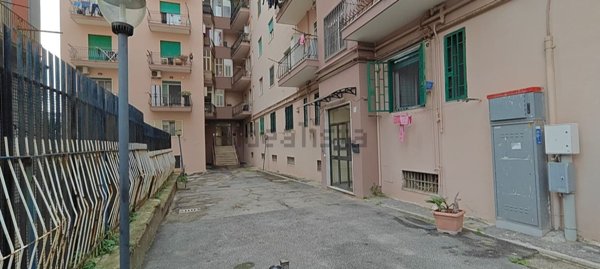 appartamento in vendita a Napoli in zona Fuorigrotta