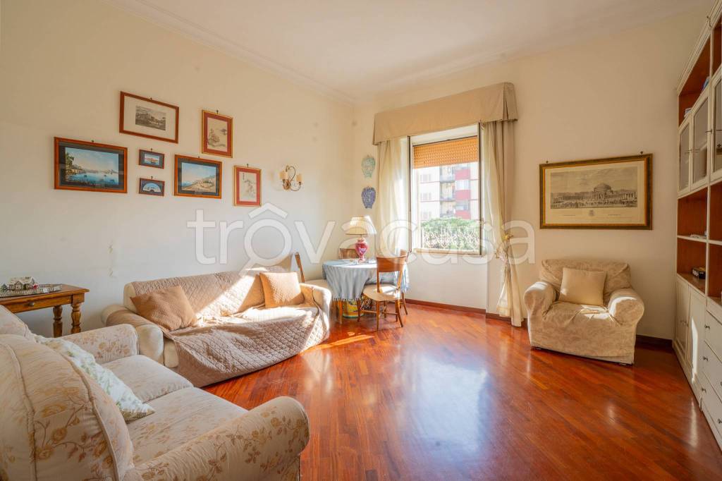 appartamento in vendita a Napoli in zona Fuorigrotta