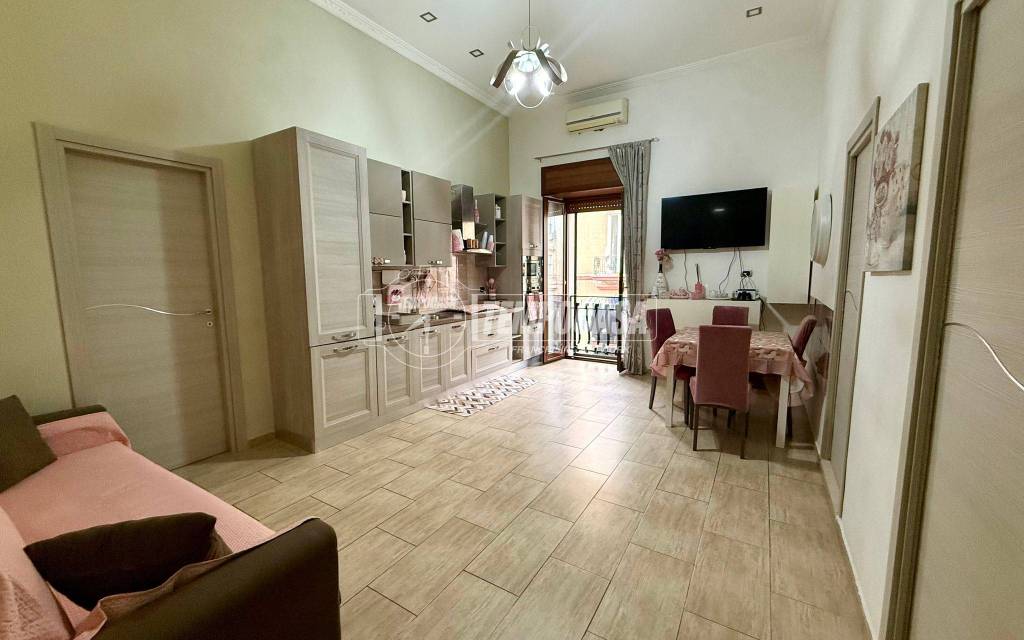 appartamento in vendita a Napoli