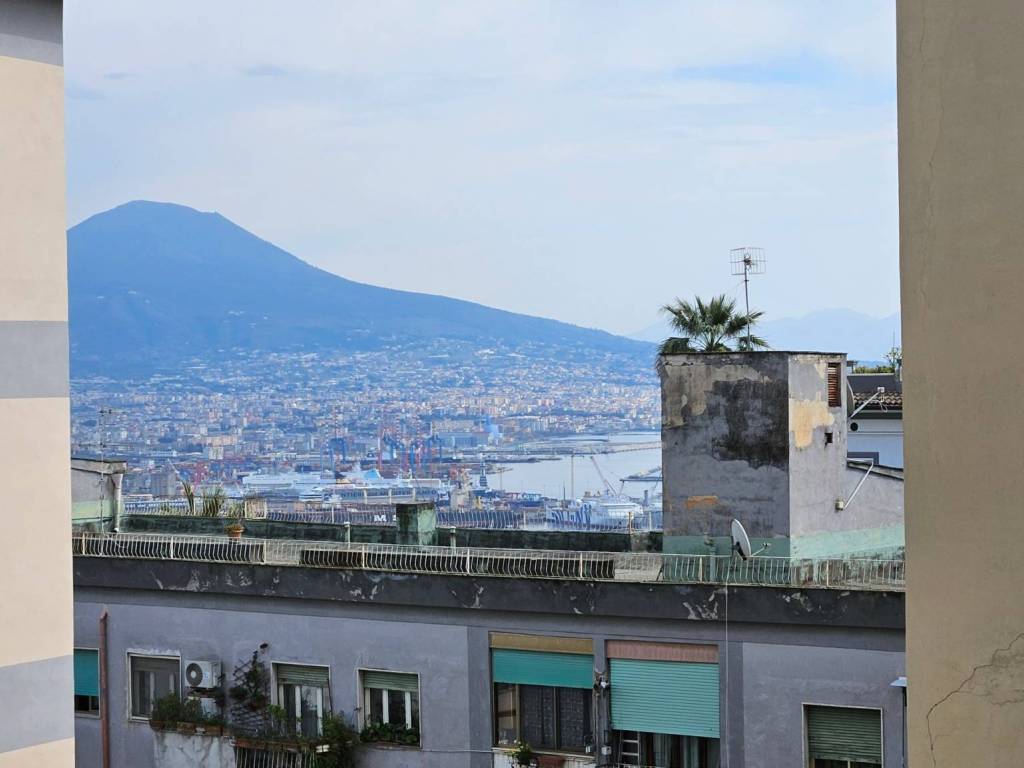 appartamento in vendita a Napoli in zona Vomero