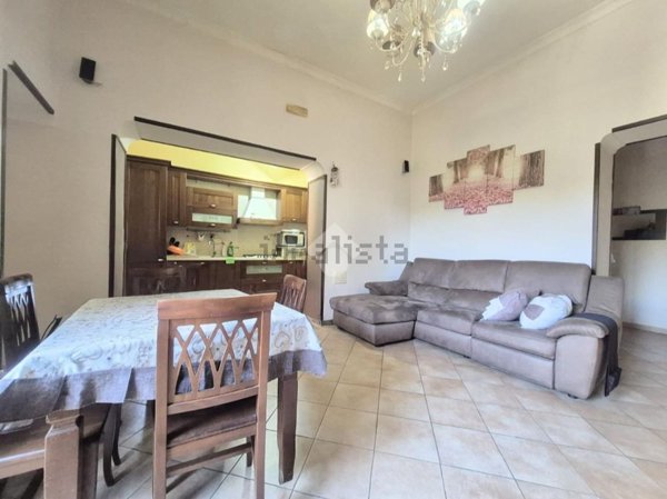 appartamento in vendita a Napoli in zona Poggioreale