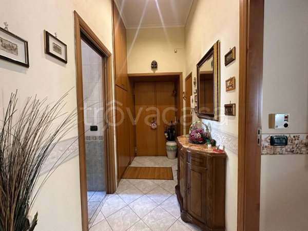 appartamento in vendita a Napoli in zona Stella