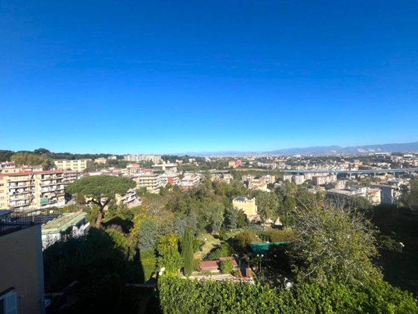 appartamento in vendita a Napoli in zona Capodimonte / Colli Aminei