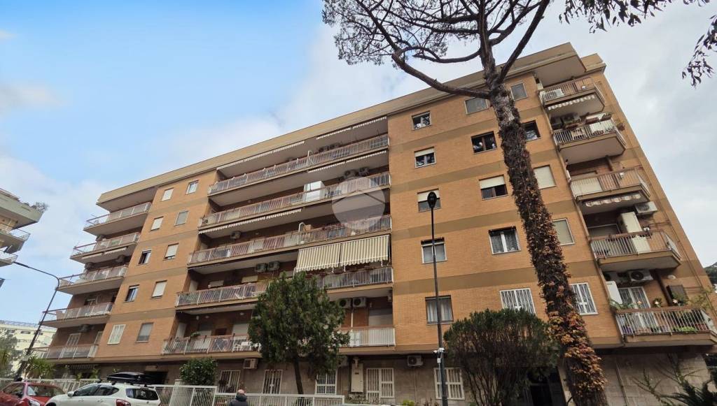 appartamento in vendita a Napoli in zona Capodimonte / Colli Aminei