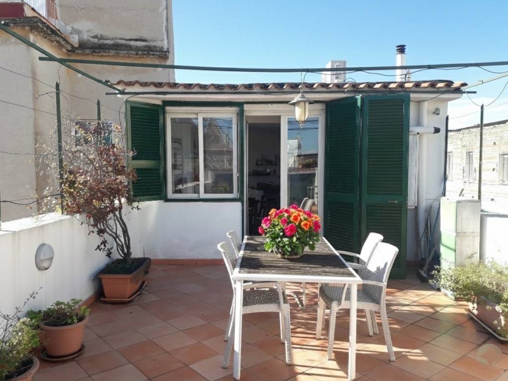 appartamento in vendita a Napoli in zona San Lorenzo