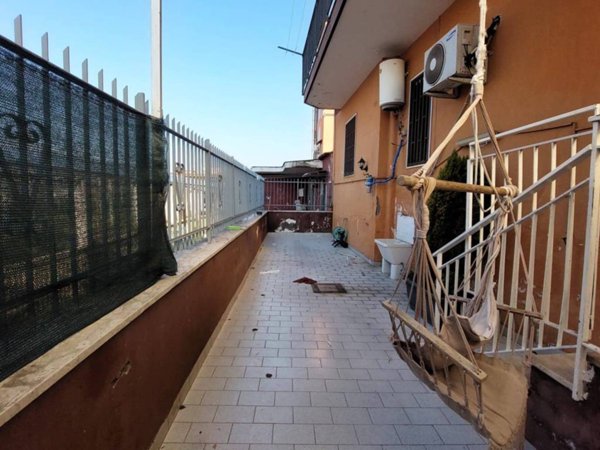 appartamento in vendita a Napoli in zona Barra