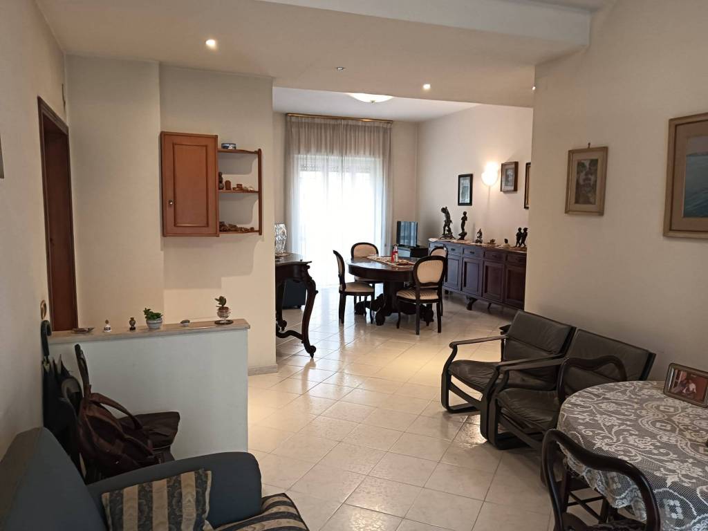 appartamento in vendita a Napoli in zona Vomero