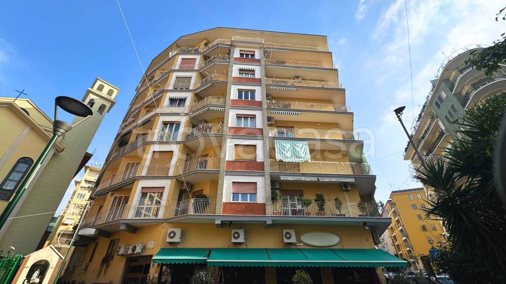 appartamento in vendita a Napoli in zona Arenella