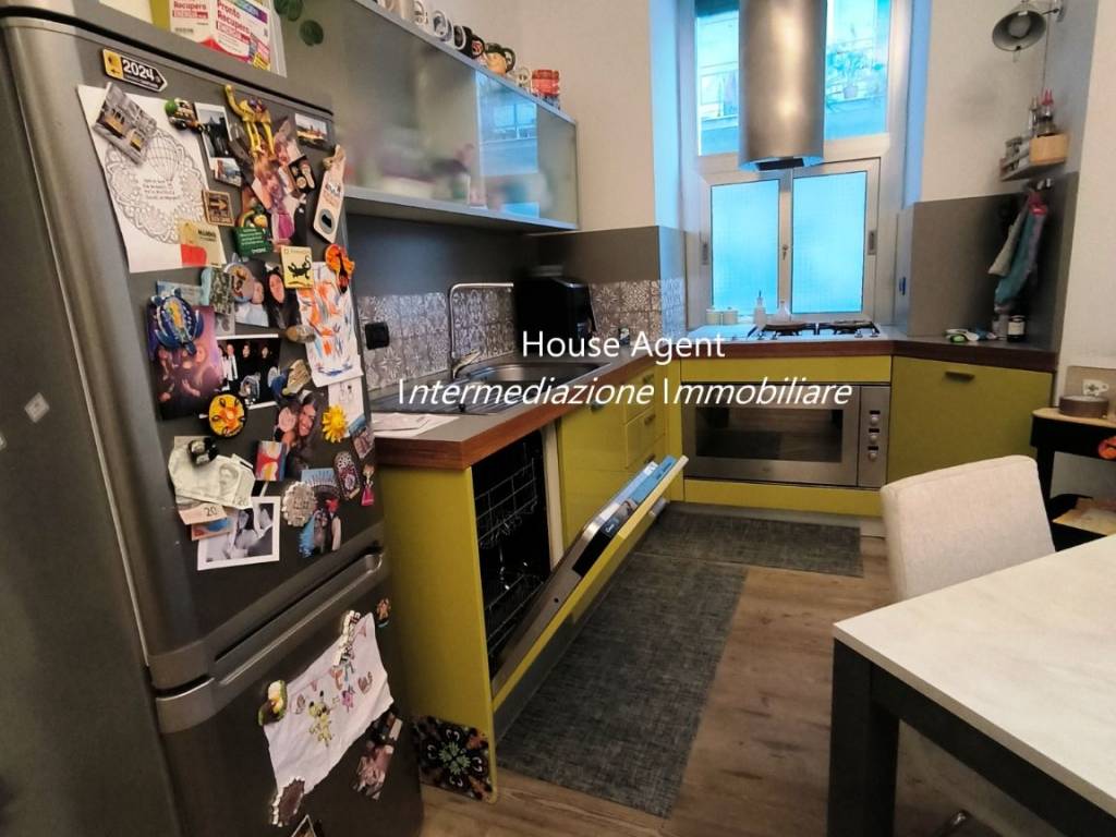 appartamento in vendita a Napoli in zona Vomero