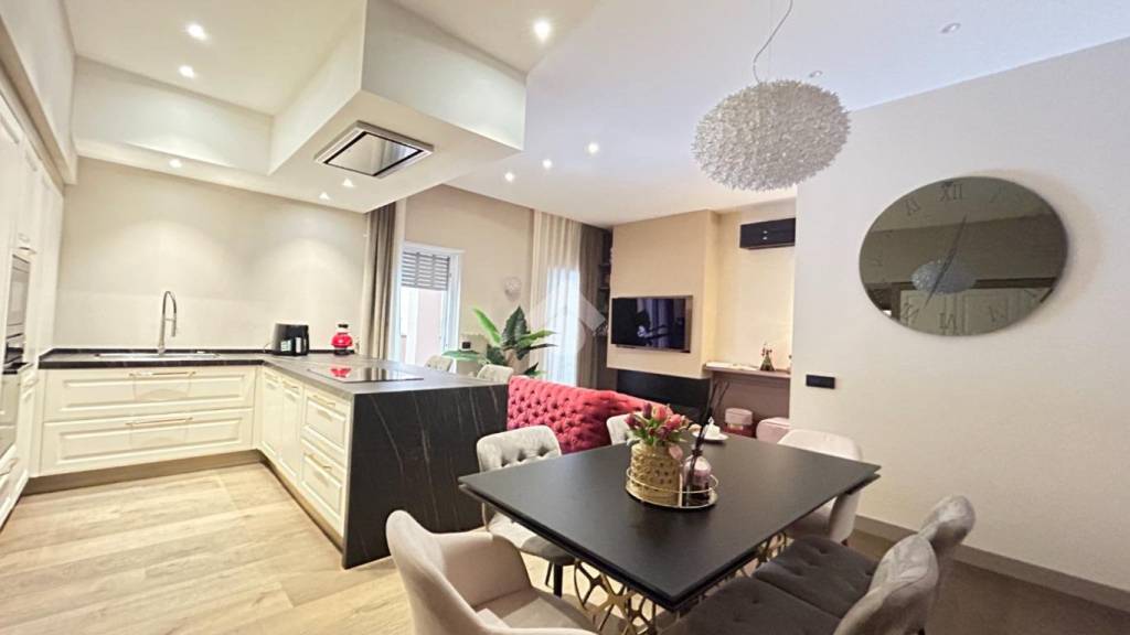 appartamento in vendita a Napoli in zona Ponticelli