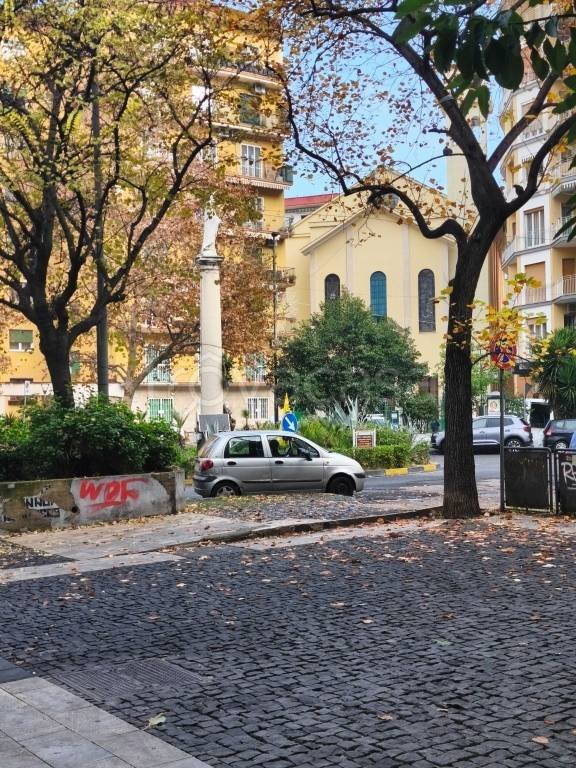 appartamento in vendita a Napoli in zona Arenella