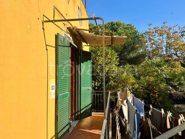 appartamento in vendita a Napoli in zona Barra