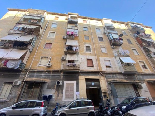 appartamento in vendita a Napoli