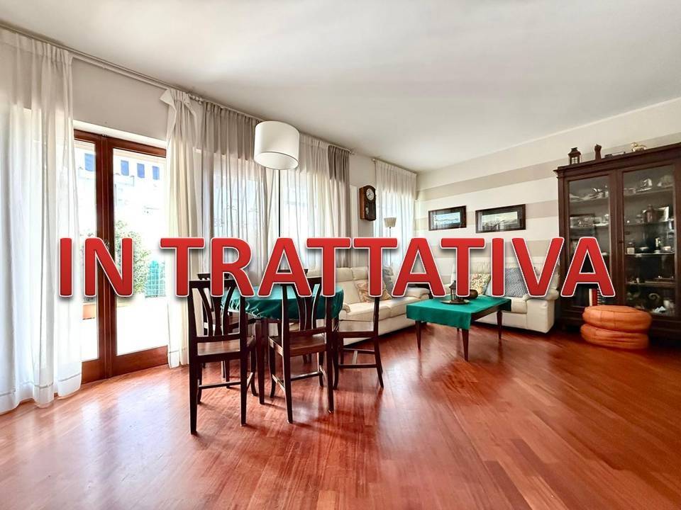 appartamento in vendita a Napoli in zona Posillipo