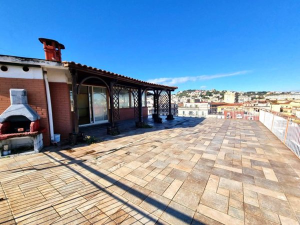 appartamento in vendita a Napoli