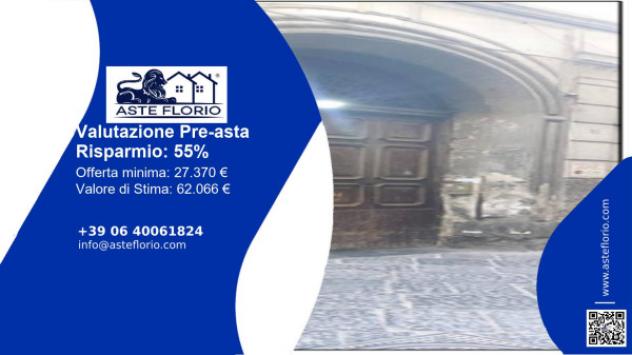 locale commerciale in vendita a Napoli in zona Montecalvario