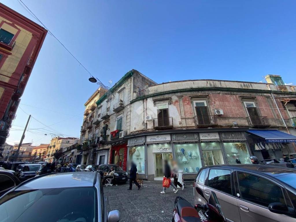 appartamento in vendita a Napoli in zona Secondigliano