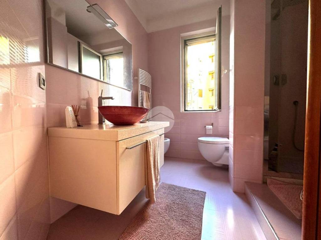 appartamento in vendita a Napoli in zona Bagnoli