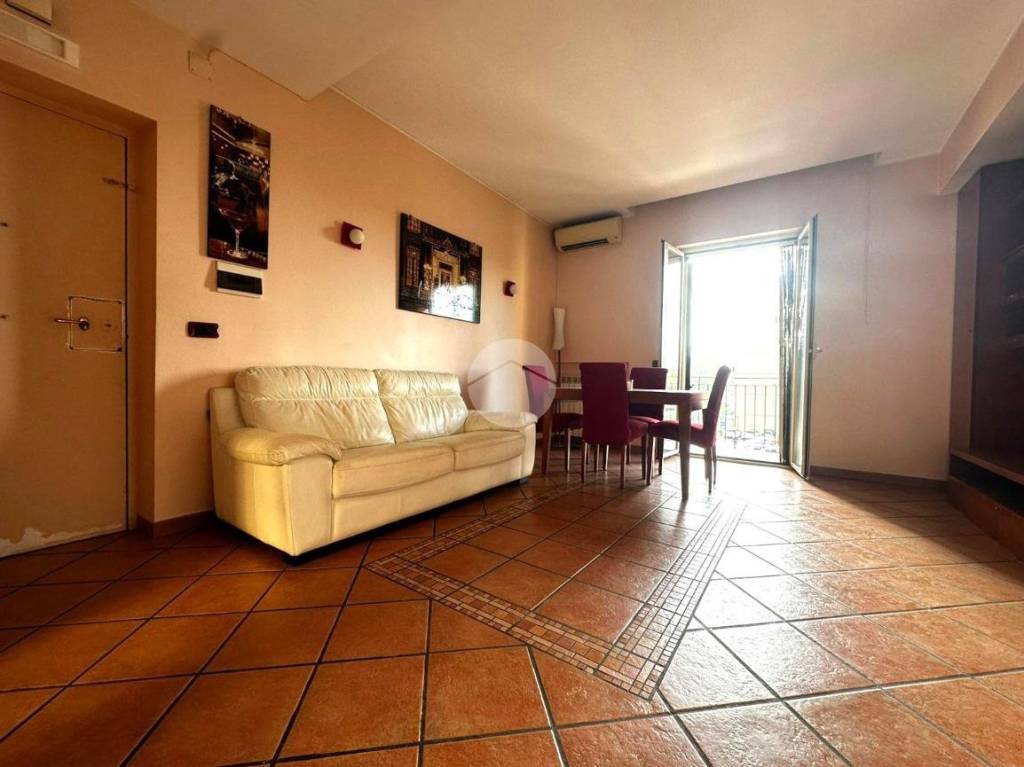 appartamento in vendita a Napoli in zona Fuorigrotta