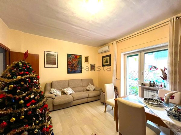 appartamento in vendita a Napoli in zona Arenella