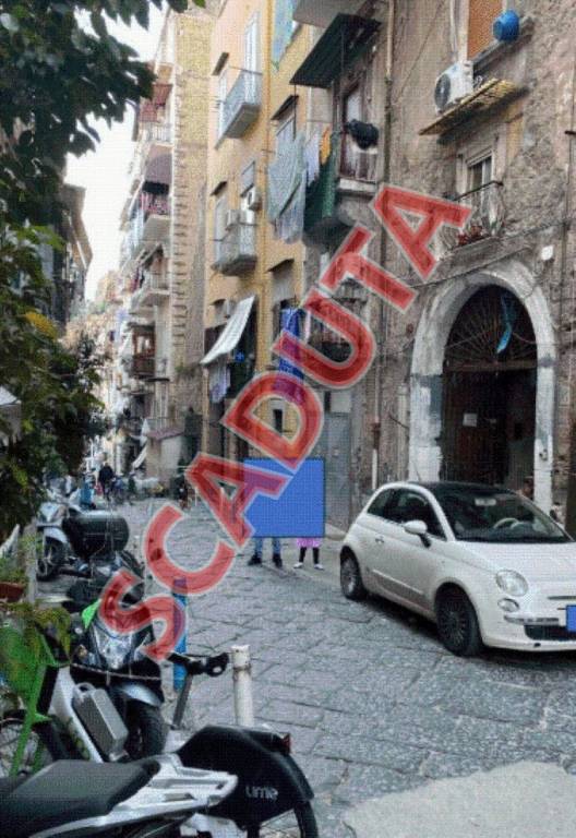 appartamento in vendita a Napoli in zona San Ferdinando