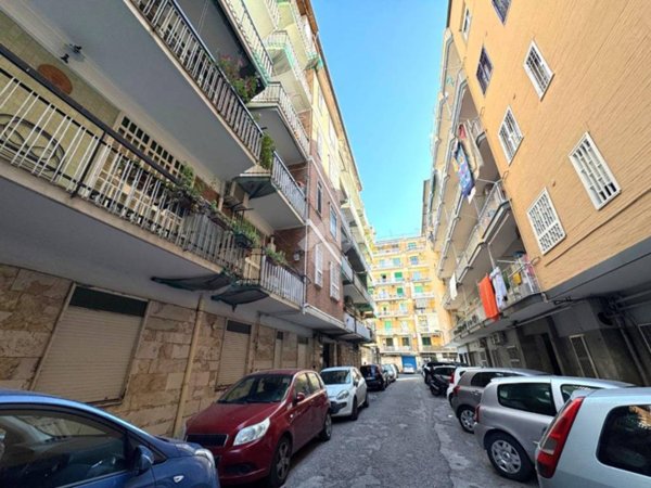 appartamento in vendita a Napoli in zona Secondigliano