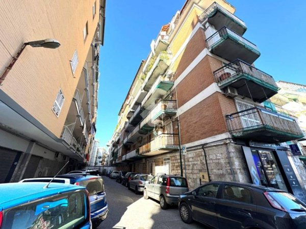 appartamento in vendita a Napoli in zona Secondigliano