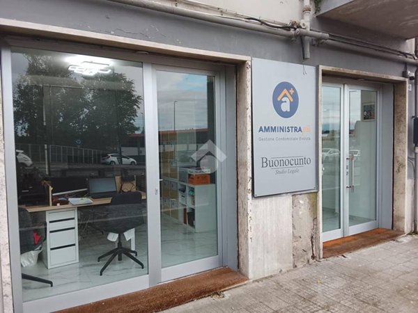 negozio in vendita a Napoli in zona Posillipo