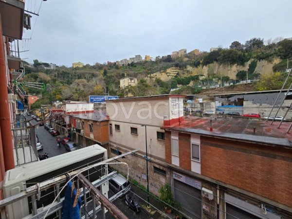 appartamento in vendita a Napoli in zona Fuorigrotta