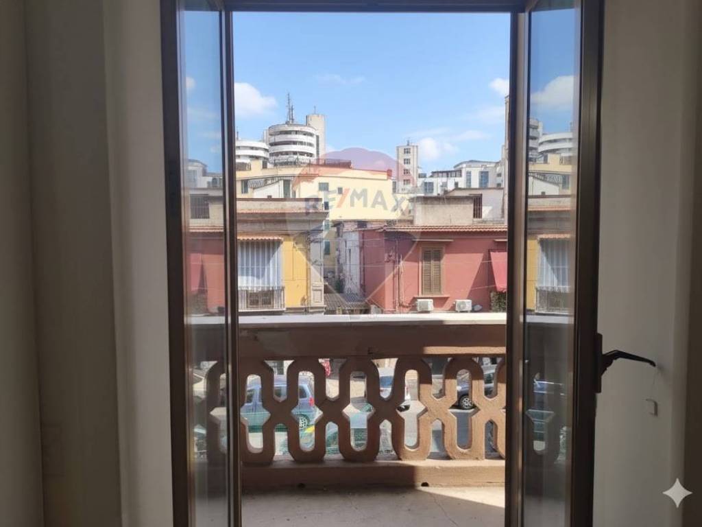 appartamento in vendita a Napoli in zona Capodichino