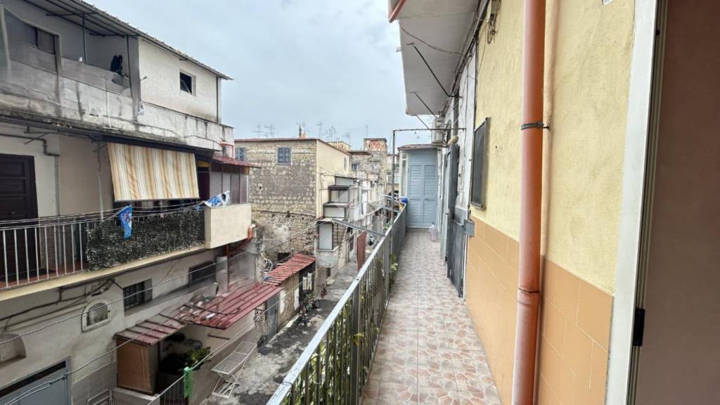 appartamento in vendita a Napoli in zona Ponticelli