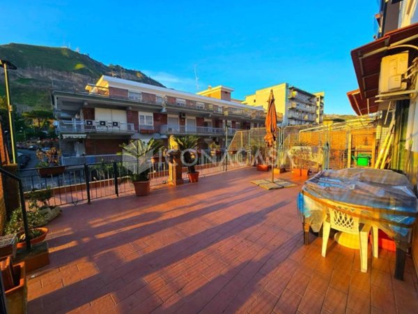 appartamento in vendita a Napoli in zona Soccavo