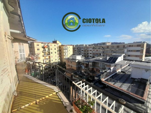 appartamento in vendita a Napoli in zona Pianura