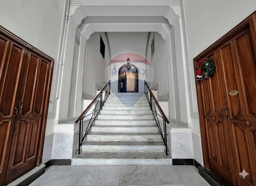 appartamento in vendita a Napoli in zona Posillipo