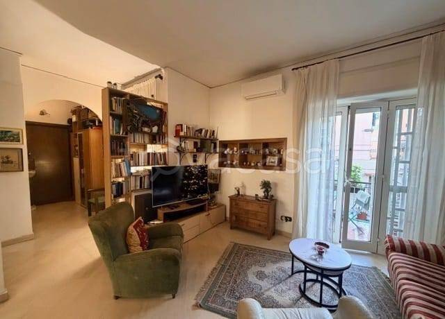 appartamento in vendita a Napoli in zona Vomero
