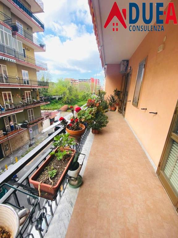 appartamento in vendita a Napoli in zona Pianura