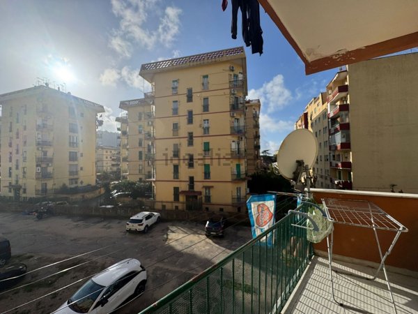 appartamento in vendita a Napoli in zona Fuorigrotta