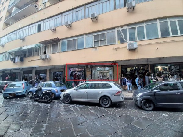 appartamento in vendita a Napoli in zona Zona Industriale-Ferrovia