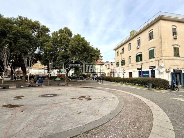 appartamento in vendita a Napoli in zona Poggioreale