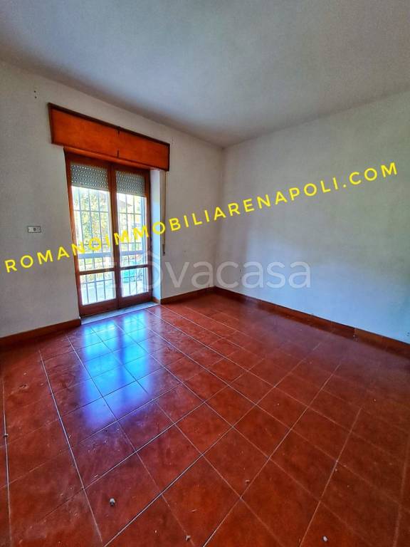 appartamento in vendita a Napoli in zona Bagnoli