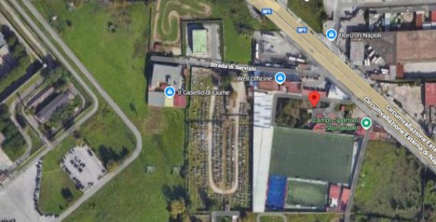 negozio in vendita a Napoli in zona Arenella