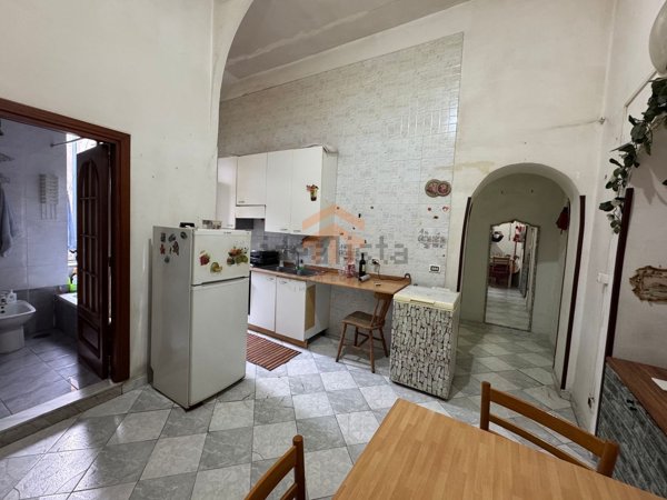 appartamento in vendita a Napoli in zona San Ferdinando