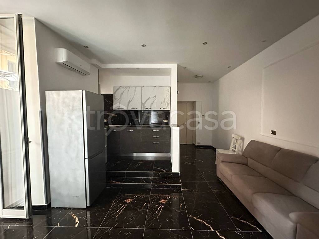 appartamento in vendita a Napoli in zona Bagnoli