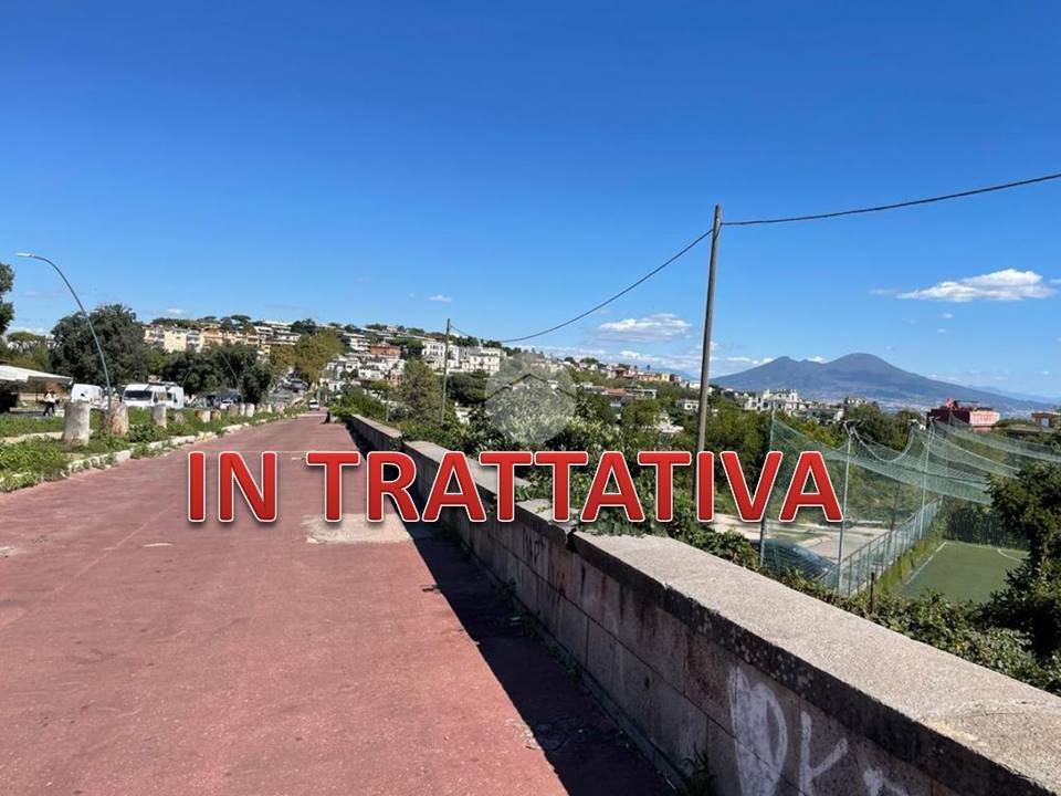 casa indipendente in vendita a Napoli in zona Posillipo