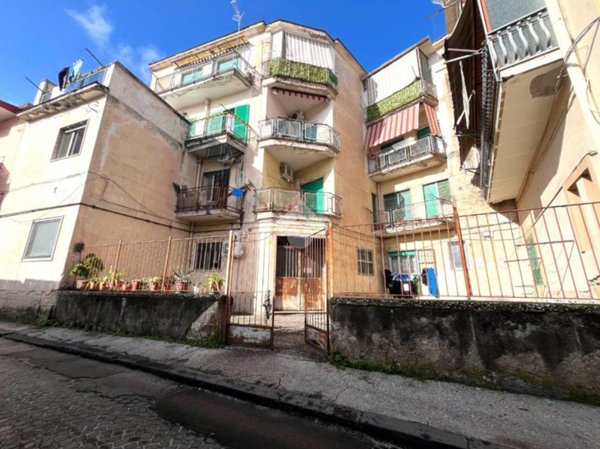 appartamento in vendita a Napoli in zona Secondigliano