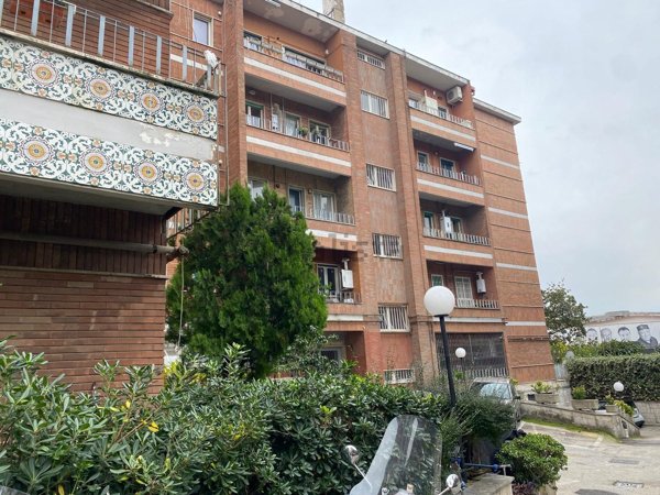 appartamento in vendita a Napoli in zona Vomero