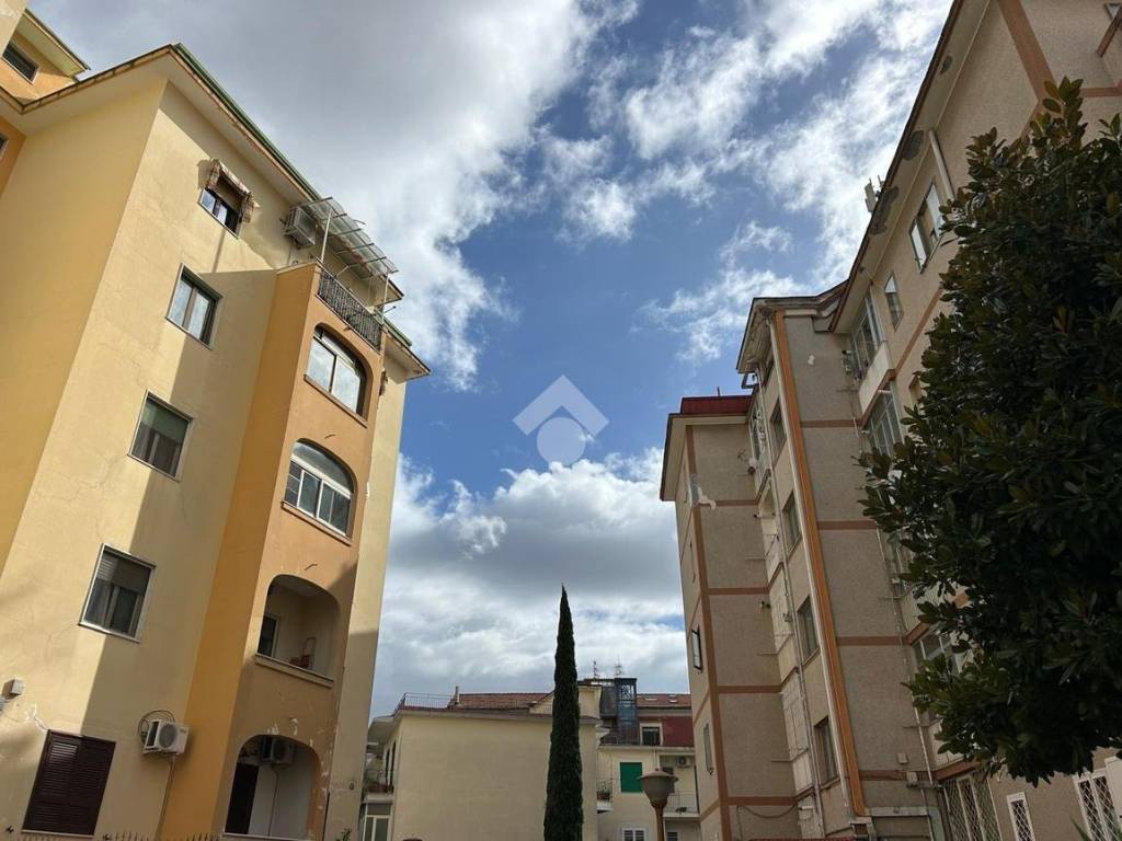 appartamento in vendita a Napoli in zona Capodimonte / Colli Aminei